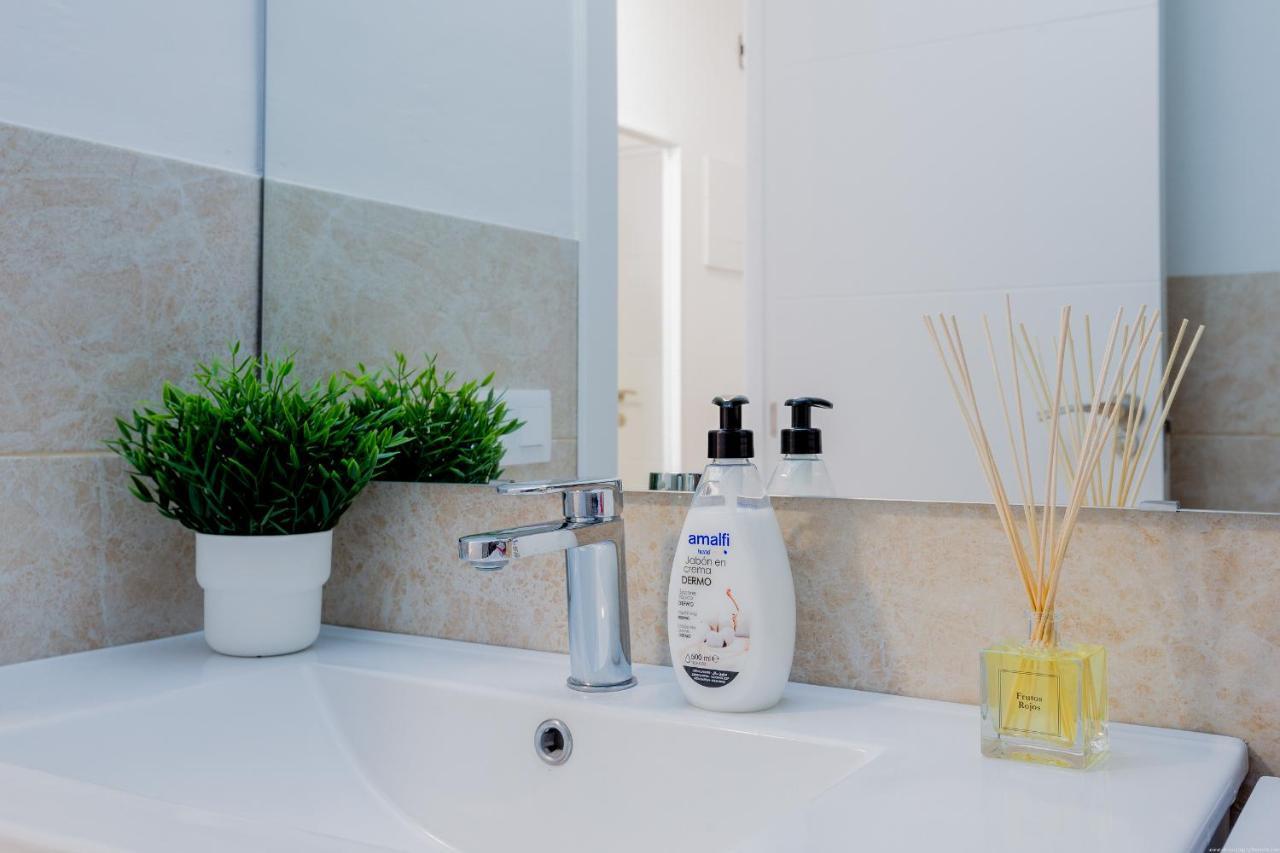 Bright & Stylish Apartment In Chipeque, Los Cristianos Arona  Exteriör bild